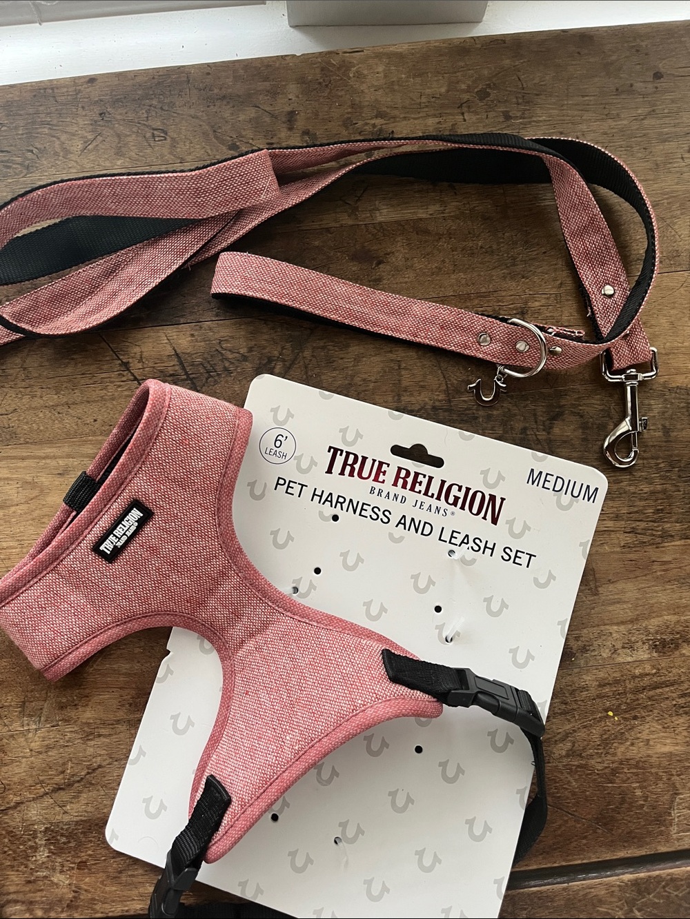 True Religion Dusty Rose Pet Harness & Leash Set